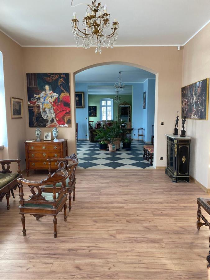 Palac Osowo Gostynskie Gostyń Exterior foto